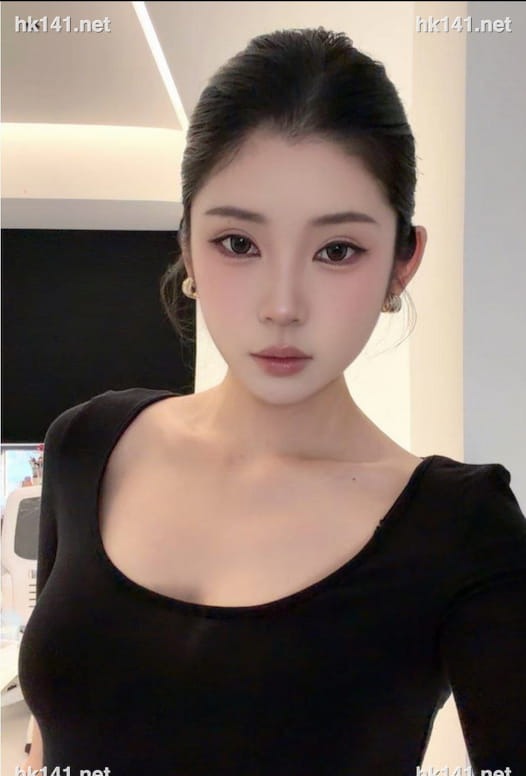 小伊