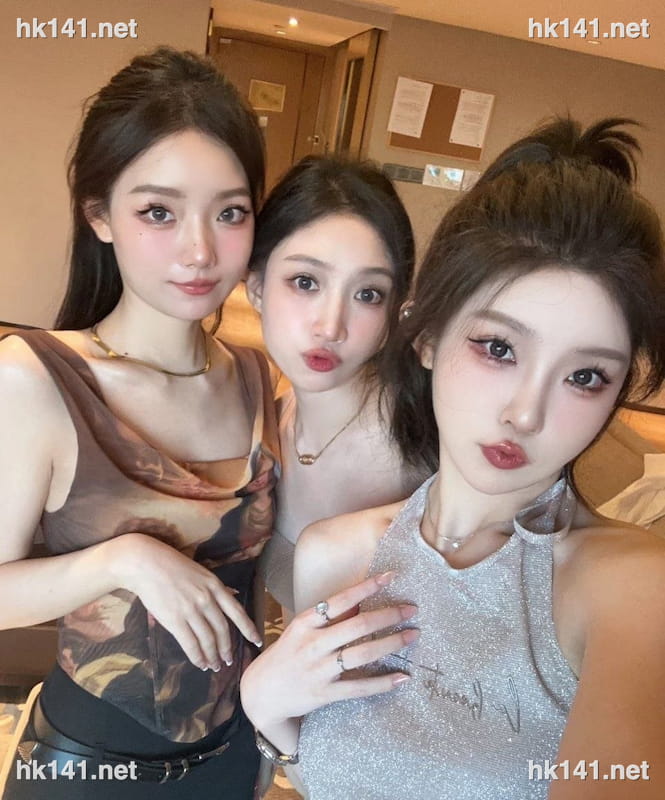 任玩任舞閨蜜